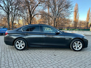 BMW 5 Series foto 6