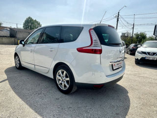 Renault Grand Scenic foto 4