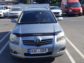 Toyota Avensis foto 3