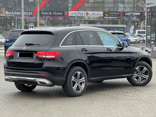 Mercedes GLC foto 4