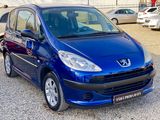 Peugeot 1007 foto 3