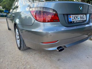 BMW 5 Series foto 1