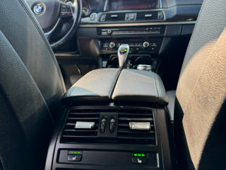 BMW 5 Series foto 4