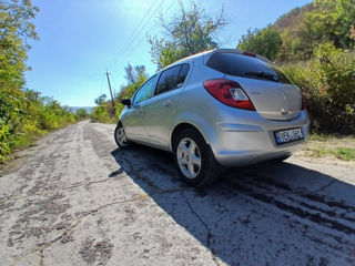 Opel Corsa foto 3