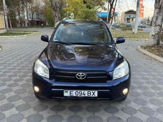 Toyota Rav 4 foto 2