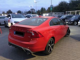 Volvo S60 foto 3