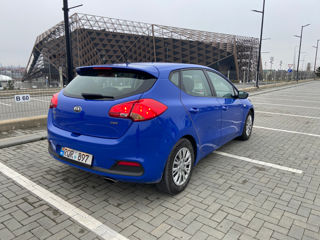 KIA Ceed foto 2