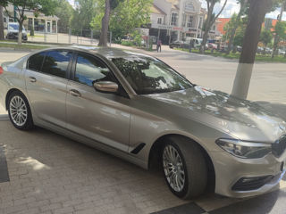 BMW 5 Series foto 5