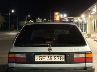 Volkswagen Passat foto 2