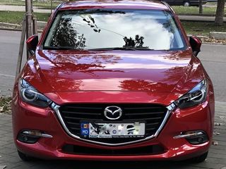 Mazda 3 foto 1