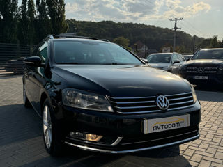 Volkswagen Passat foto 2