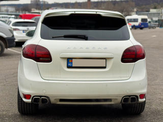 Porsche Cayenne foto 8