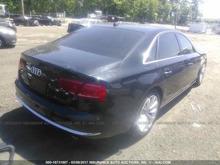 Audi A8 foto 1