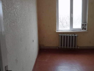 Apartament cu 3 camere, 68 m², Periferie, Fălești