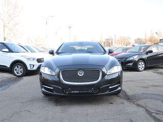 Jaguar XJ foto 1