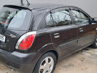 KIA Rio foto 2