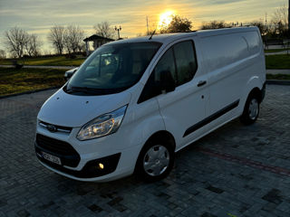 Ford Tranzit Custum foto 6