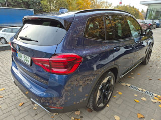 BMW iX3 foto 4