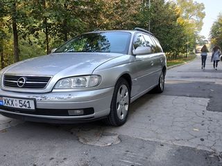 Opel Omega foto 2