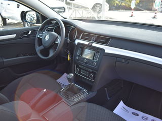 Skoda Superb foto 11