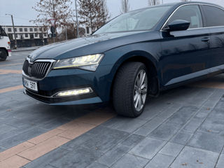 Skoda Superb foto 2