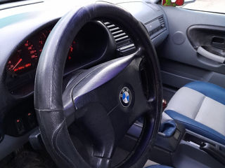 BMW 3 Series foto 7