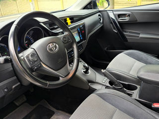 Toyota Auris foto 8