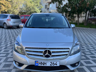 Mercedes B-Class foto 6