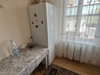 Apartament cu 2 camere, 55 m², Râșcani, Chișinău foto 2