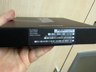 Samsung Z Fold 12/256 Nou Silver Shadow. foto 4