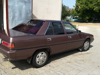 Mitsubishi Galant foto 2