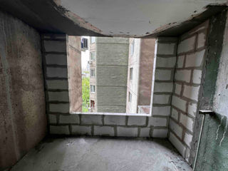 Renovarea și extinderea balcoanelor și loggii. Zidire din gazobloc. Alungirea balconului, demolarea фото 8
