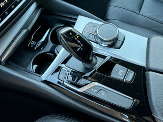 BMW 5 Series foto 15