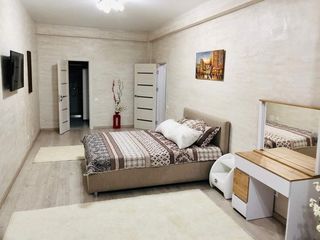 Apartament cu 2 camere, 100 m², Centru, Chișinău foto 10