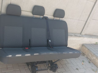 Vînd scaune de Volkswagen Transporter( T-5,T-6,T7).