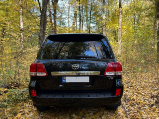 Toyota Land Cruiser foto 3