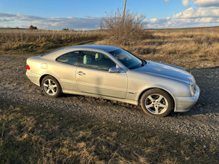 Mercedes CLK-Class foto 3