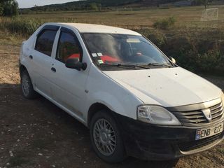 Dacia Logan foto 1