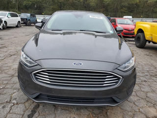 Ford Fusion foto 2