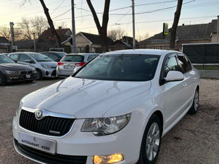 Skoda Superb foto 3