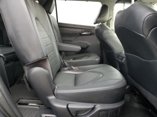 Toyota Highlander foto 11