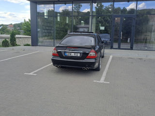 Mercedes E-Class foto 3