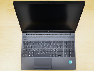 15.6"IPS FHD/12Gen-i5 4.4 Ghz/RAM 16 GB/SSD 500 Gb/Intel Iris Xe/Wifi-AC/Windows 11 foto 5