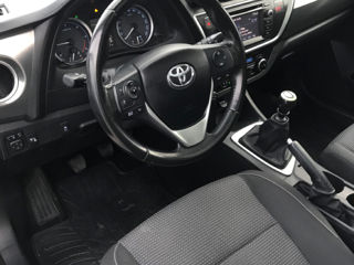 Toyota Auris foto 6