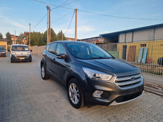 Ford Kuga foto 4