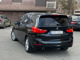 BMW 2 Series Gran Tourer foto 2