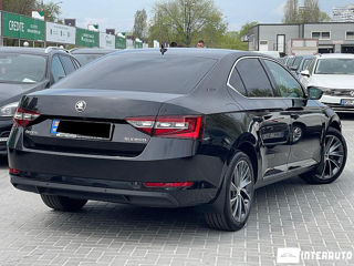 Skoda Superb фото 3