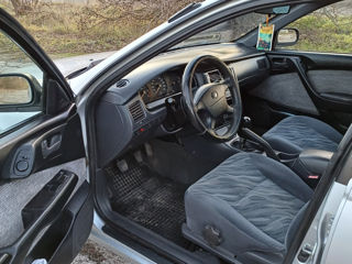 Toyota Carina foto 8