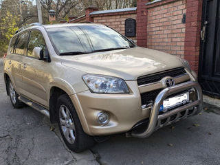 Toyota Rav 4 foto 3