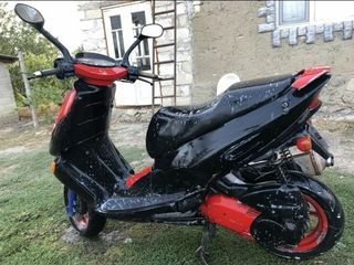 Aprilia Leonardo 150 foto 1